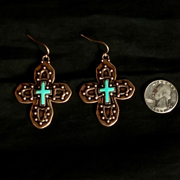 ⚙️3For$30⚙️ NEW Turquoise Copper-tone Cross Western Earrings - Picture 4 of 6